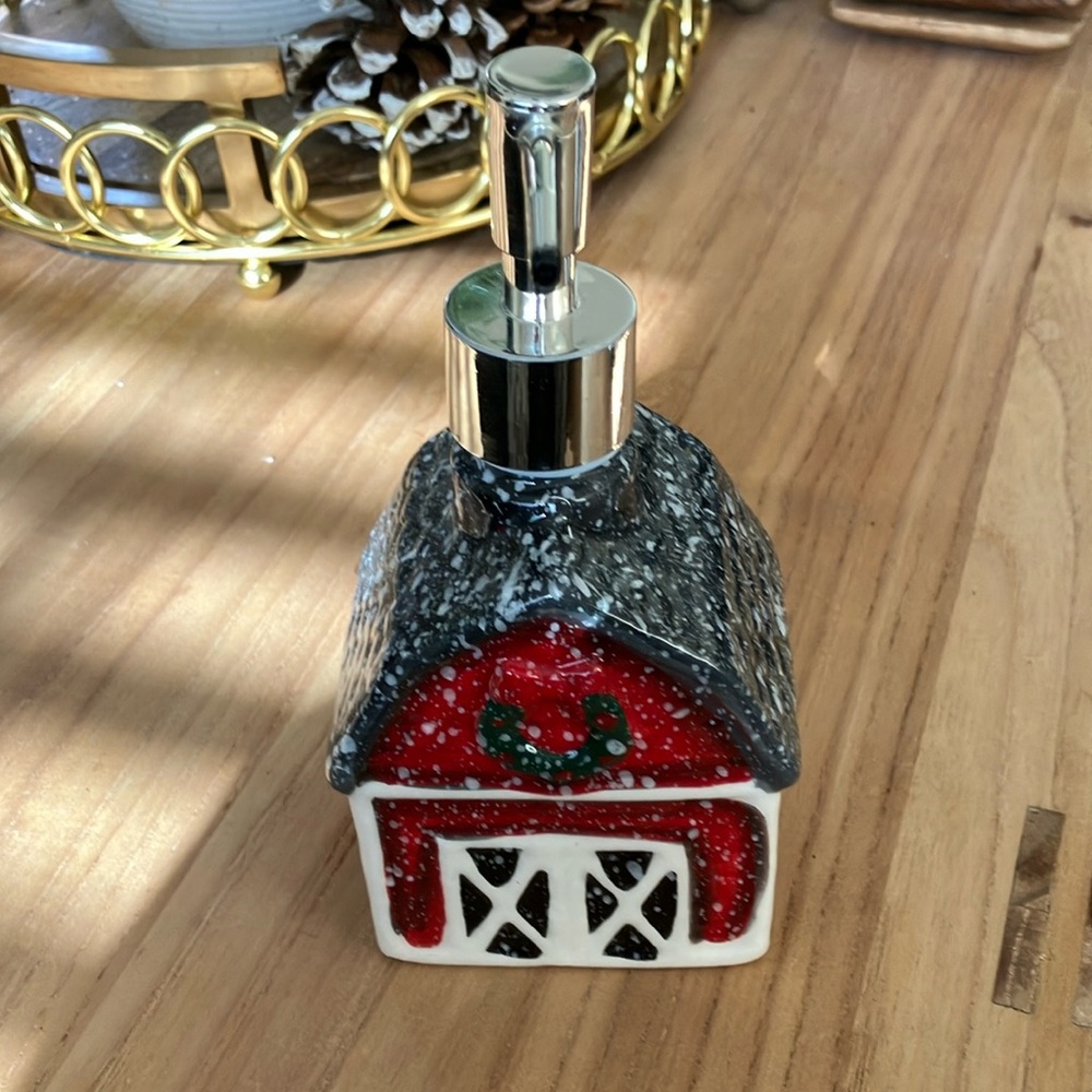 Holiday house soap container